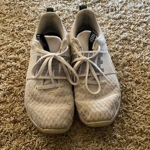 Nike tennis shoes